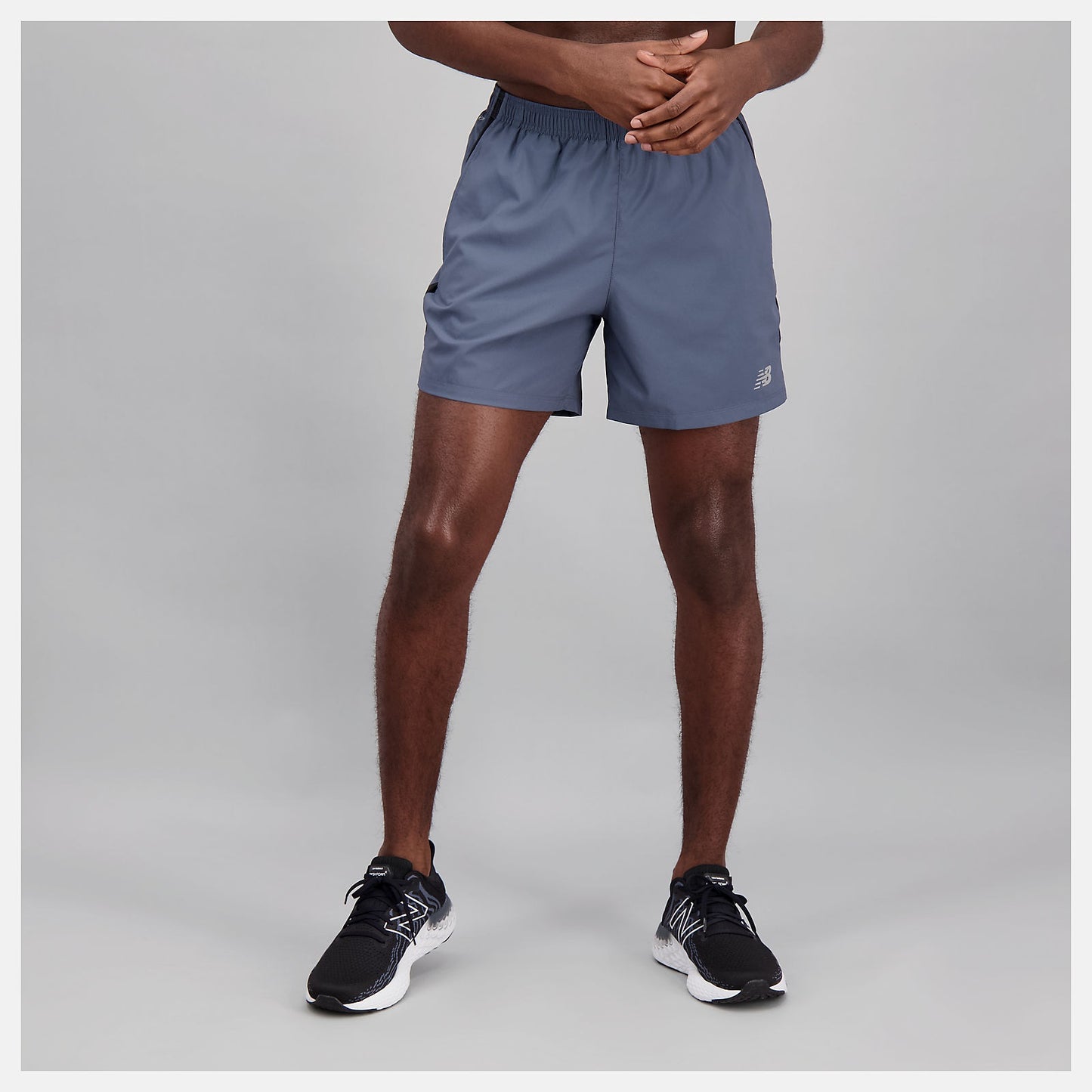 Short de Hombre Gris Marca NEWBALANCE