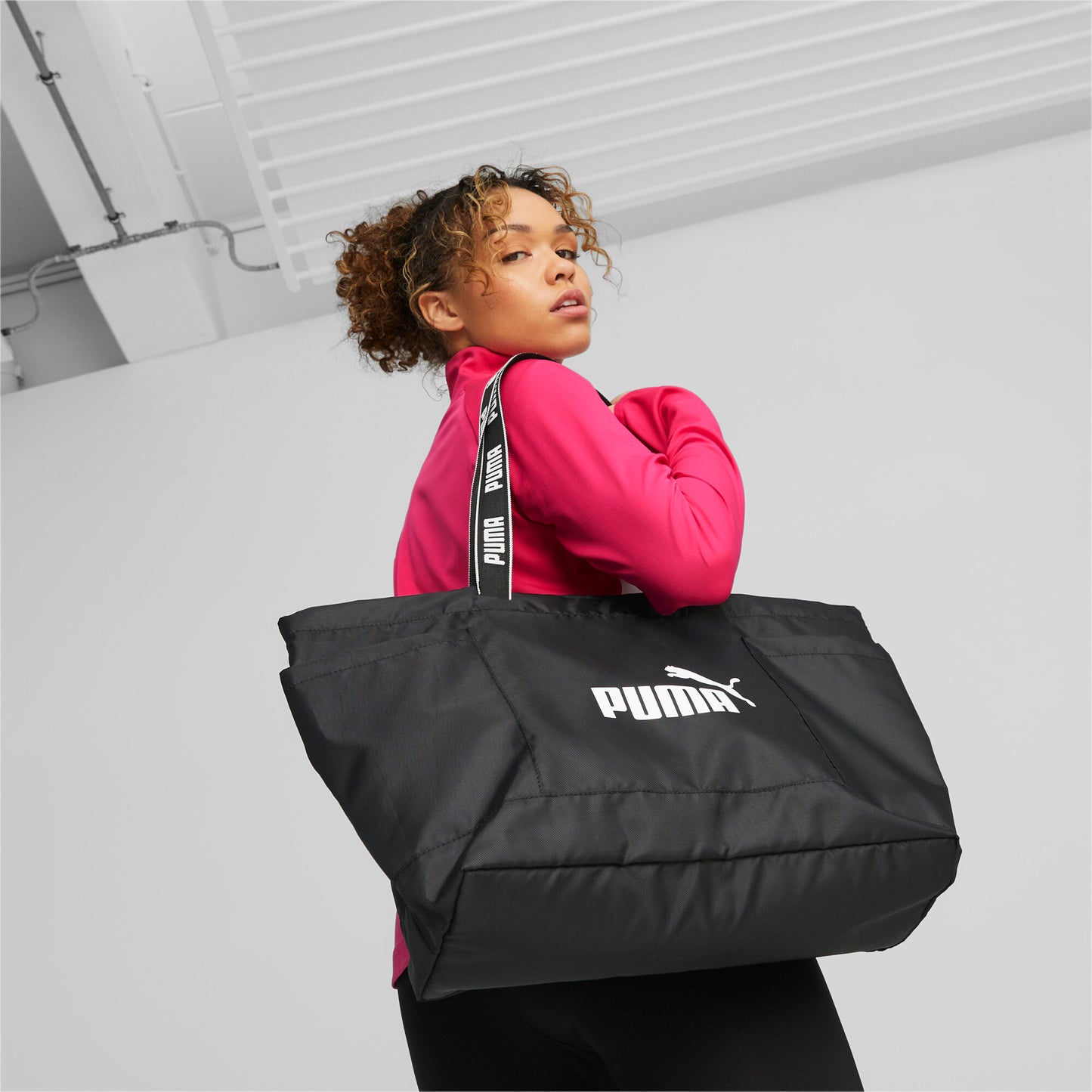 Bolso Core Base Large Shopper Marca Puma