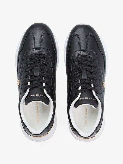 TOMMY HILFIGER CHIC FASHION RUNNER
