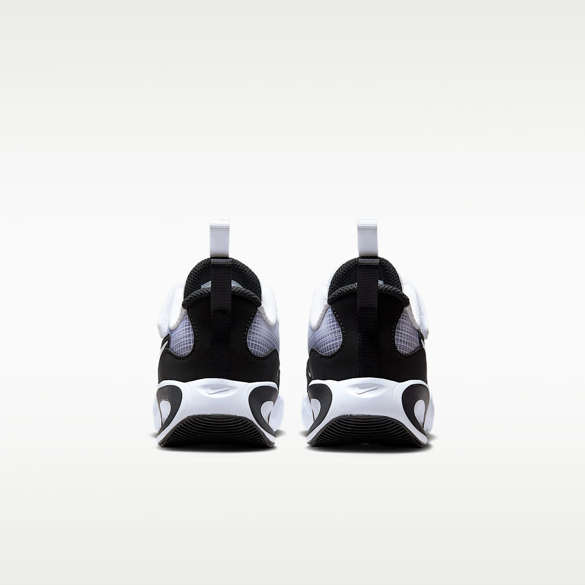 NIKE AIR MAX NOVA BP