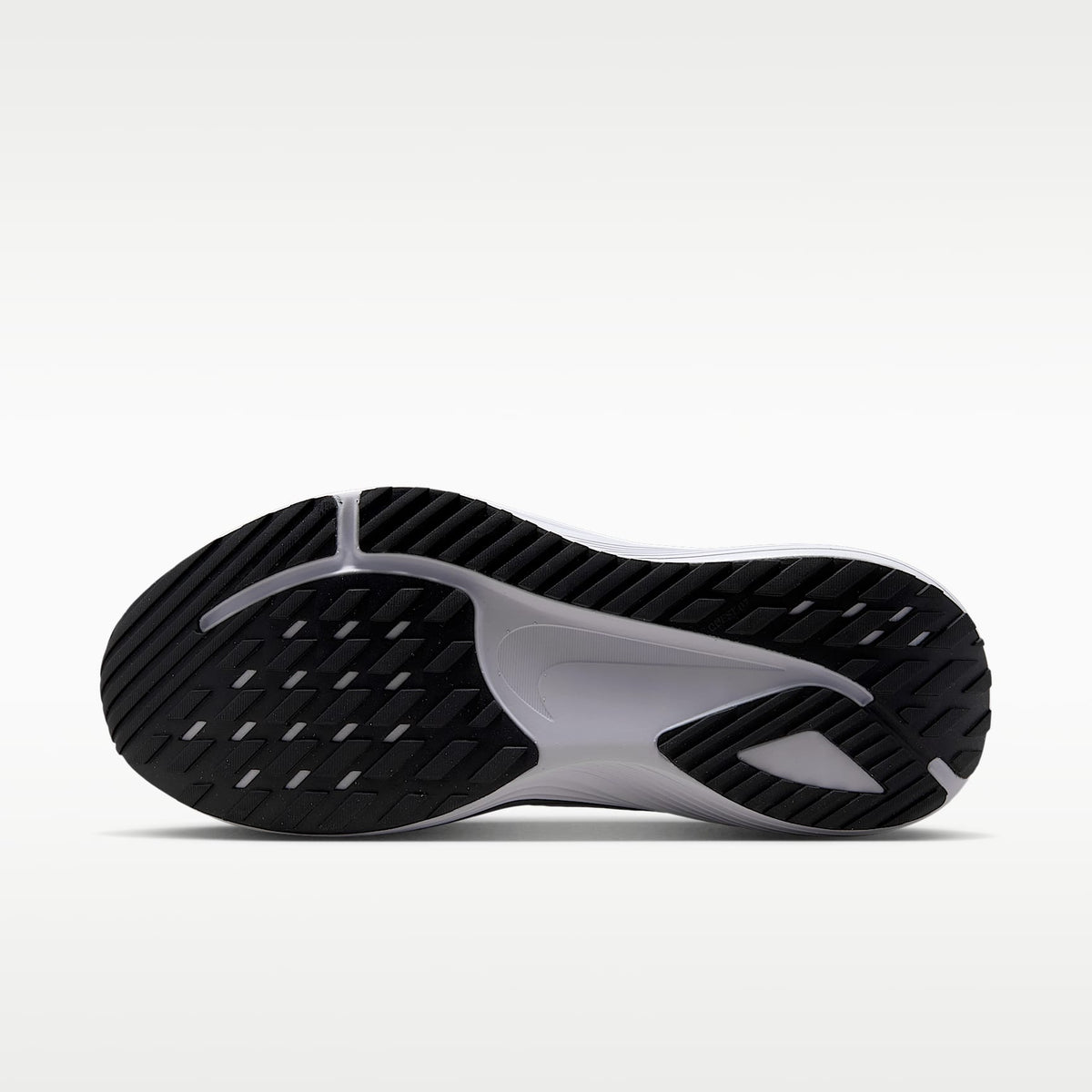 NIKE QUEST 7