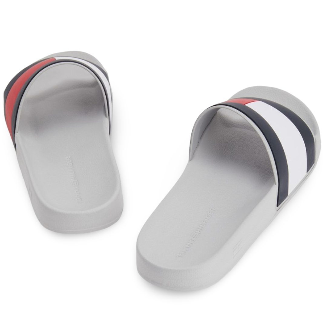 Chancletas Tommy Hilfiger Hombre Flag Pool Slide – Gris Claro