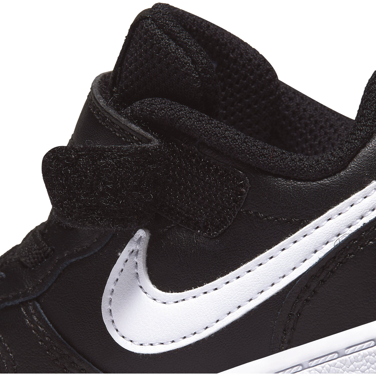 Zapatilla Nike Court Borough Low2 BTV de Niño color Negro / Blanco