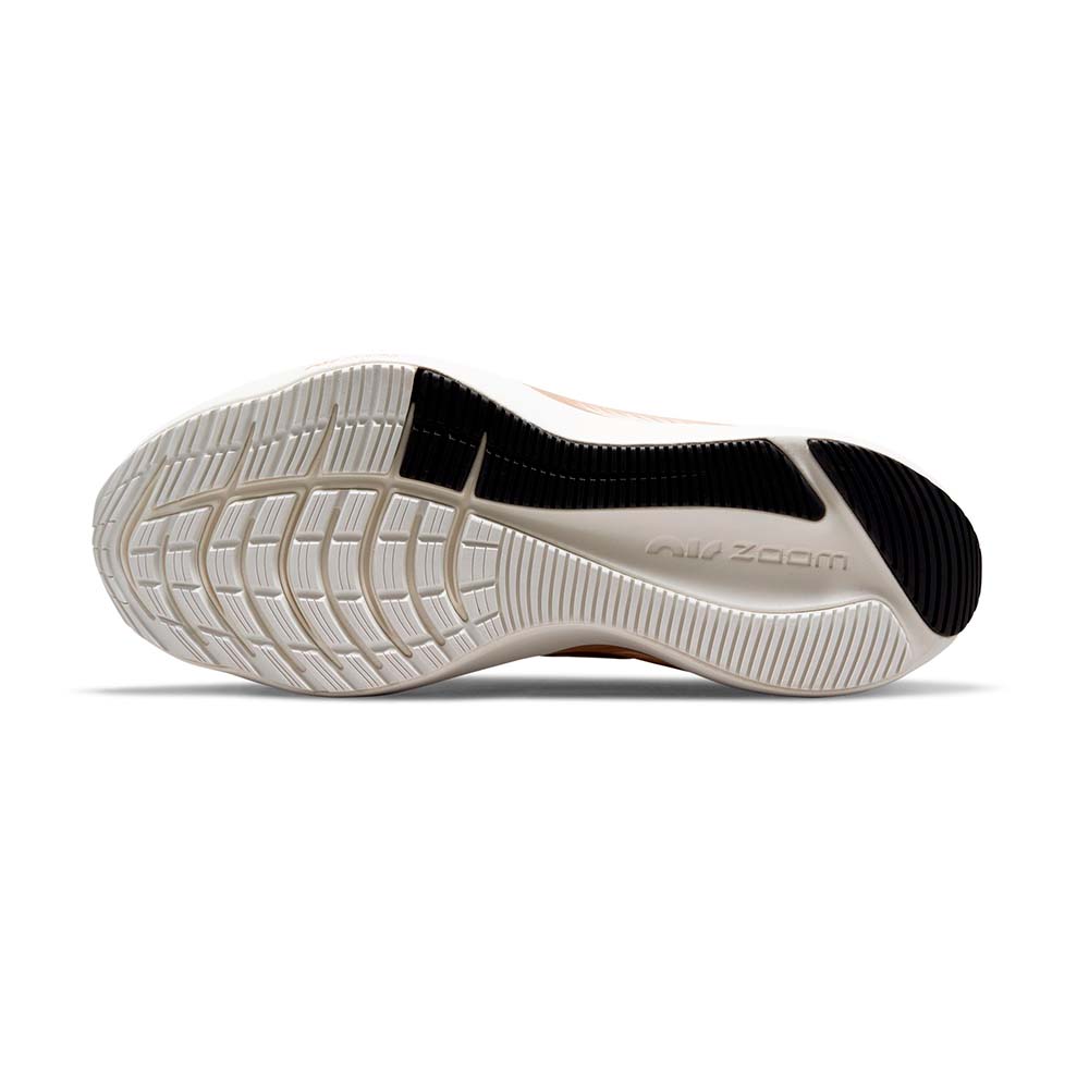 Zapatilla NIKE Zoom Winflo 8 Prm de Mujer Color Crudo