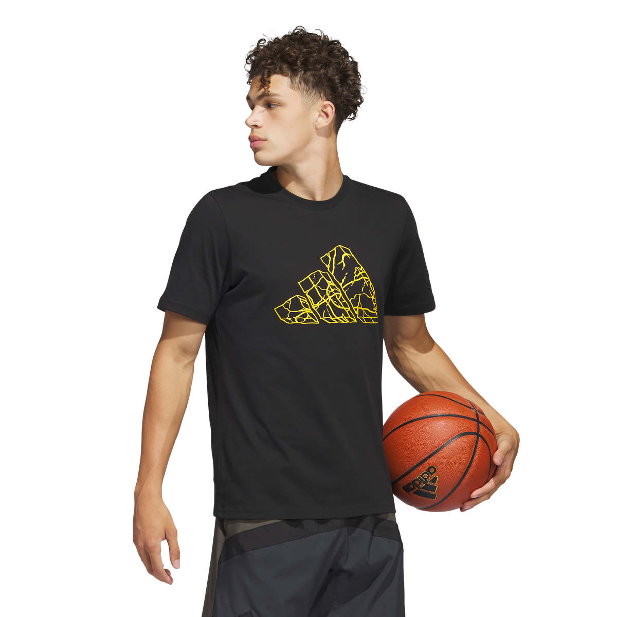 Camiseta Estampada Pass Rock Basketball Marca Adidas